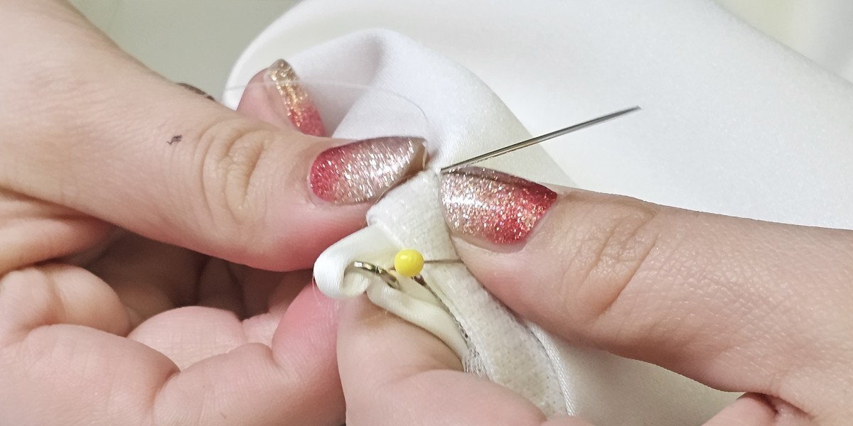 Hand Sewing Hand Sewing